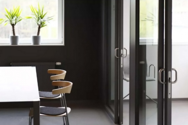 Раздвижные секции с уникальными деталями. Раздвижные секции с уникальными деталями.